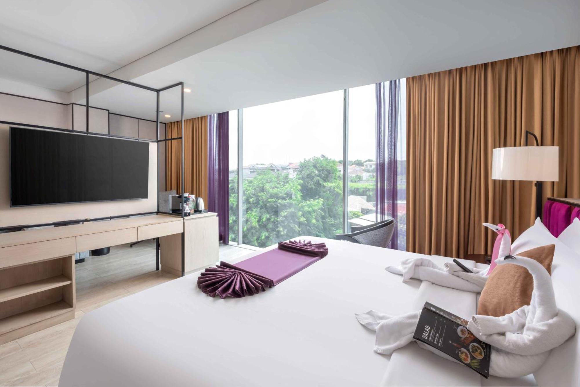 Grand Edge Hotel Semarang Extérieur photo